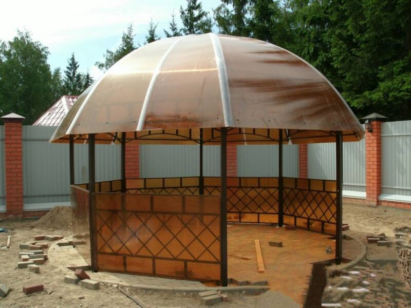 1474449812_besedka-iz-polikarbonata-20