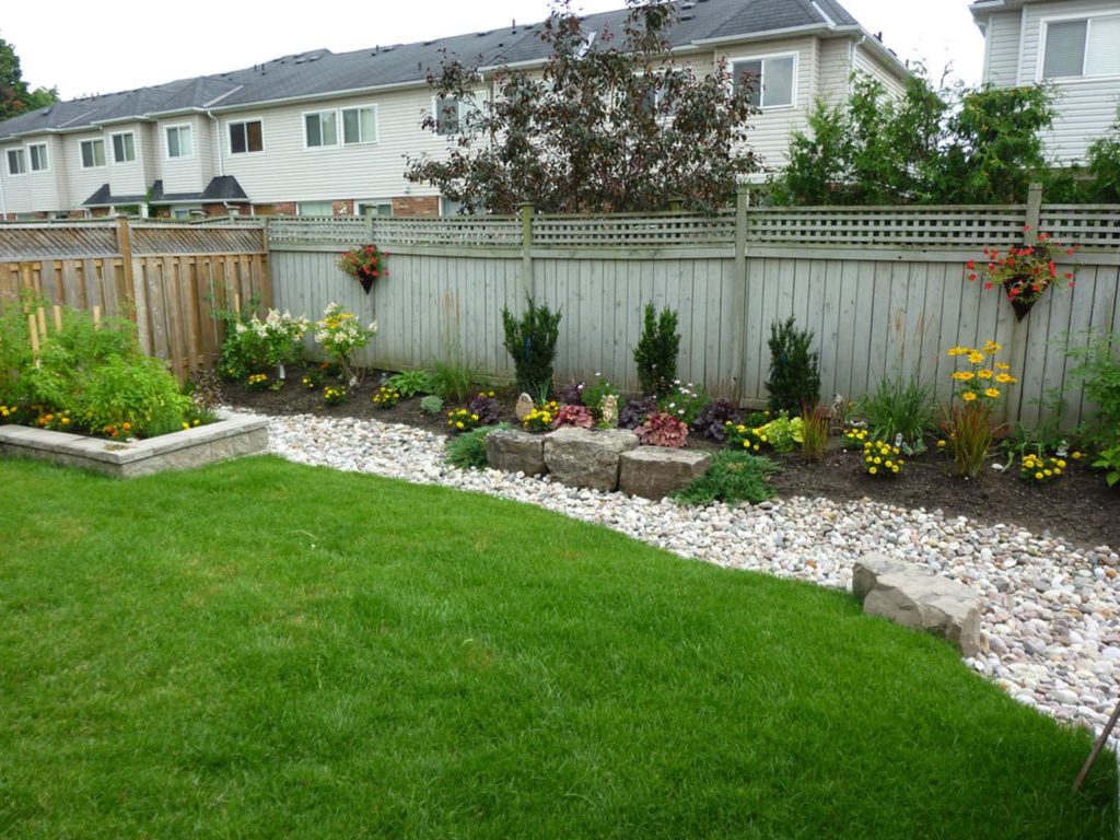 backyard-landscaping-pickering