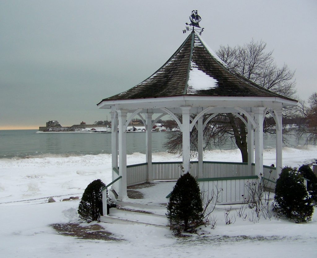 notl-winter-gazebo