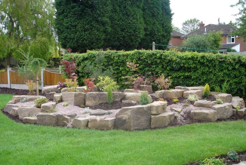 rockery06